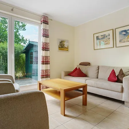 Haus K 77 Tatil Evi Röbel