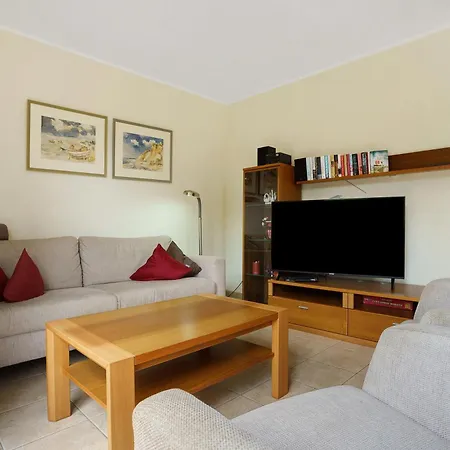 Haus K 77 Tatil Evi Röbel